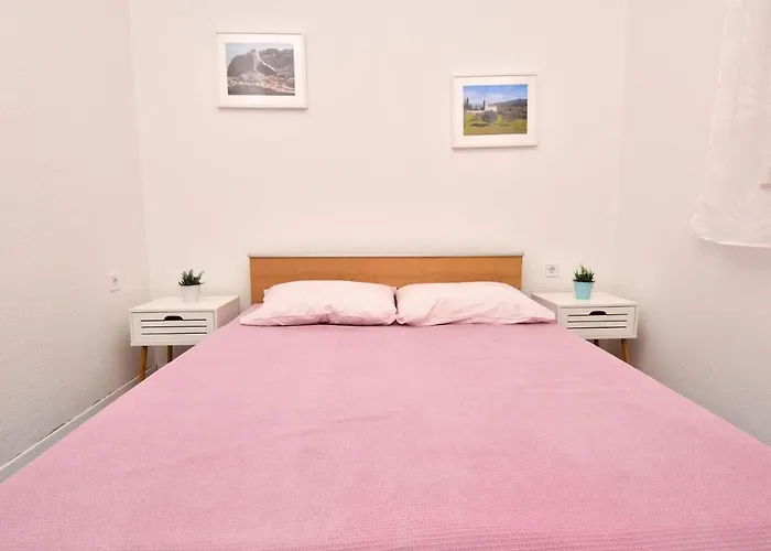 Milka By Interhome Nyaraló Anić